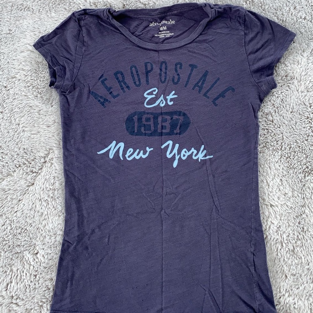 Aeropostale size M tee
